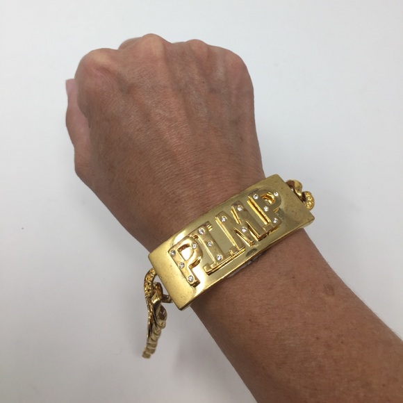 Gold Tone Pimp Men's Halloween Bracelet - Picture 2 of 3